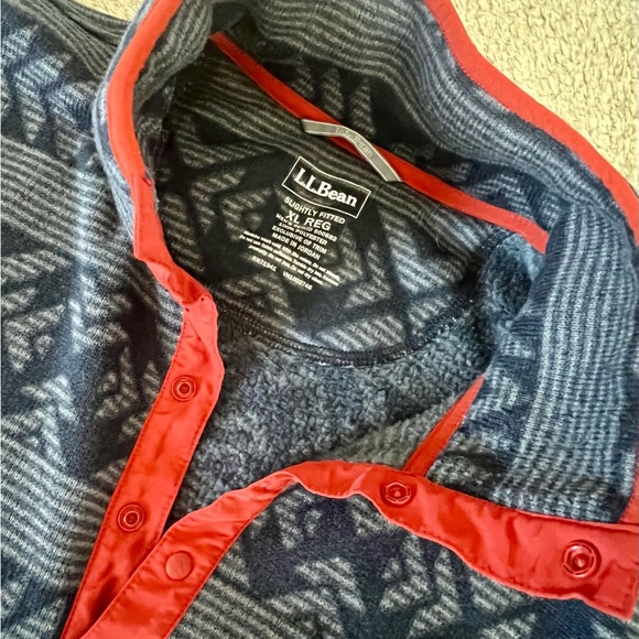 L.L. Bean Mens XL pullover snap sweater - Picture 3 of 5